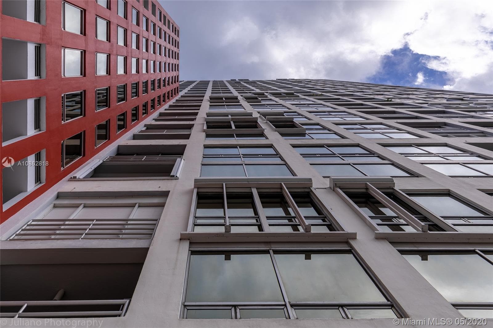 The Palace Unit A2401 condo rented at 1541 Brickell Ave # A2401, Miami FL 33129