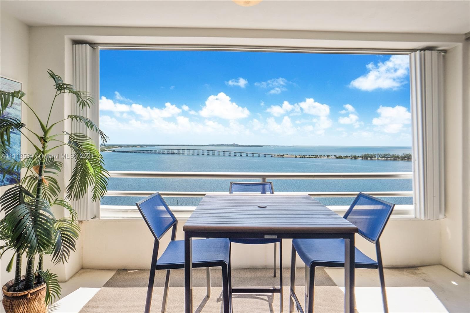 The Palace Unit B2204 condo rented at 1541 Brickell Ave # B2204, Miami FL 33129