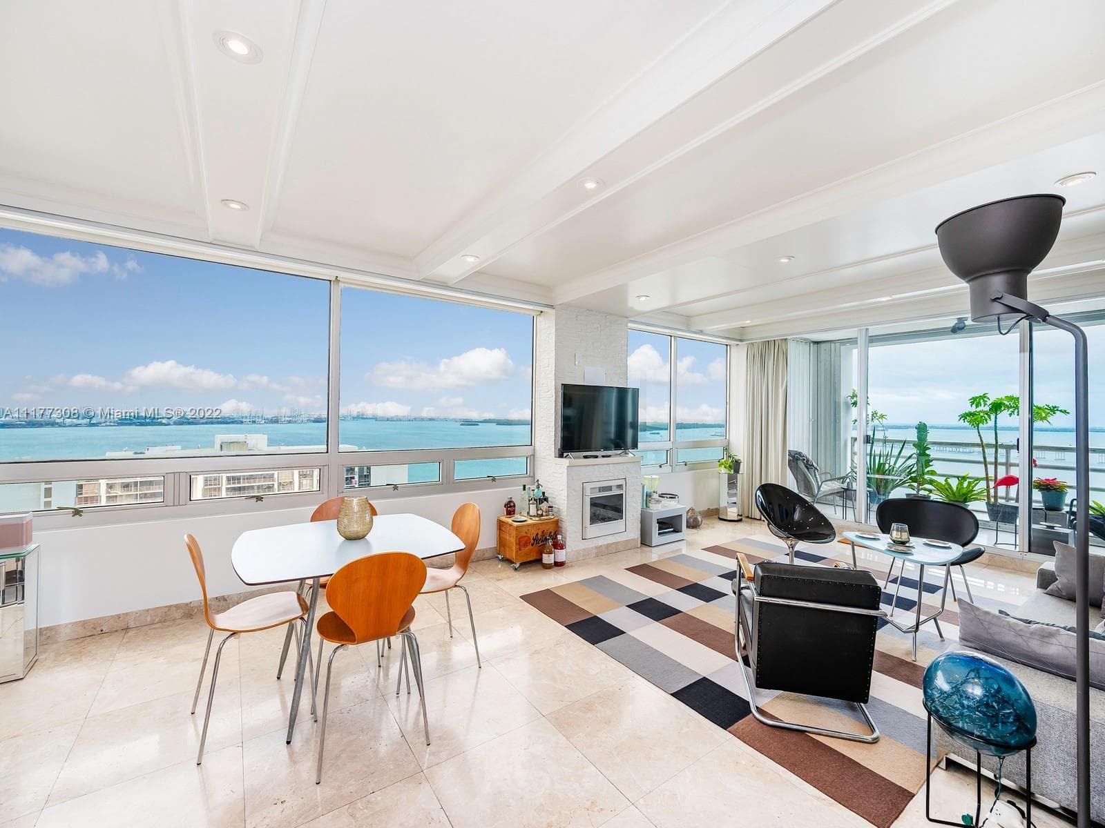 The Palace Unit C2505 condo rented at 1541 Brickell Ave # C2505, Miami FL 33129