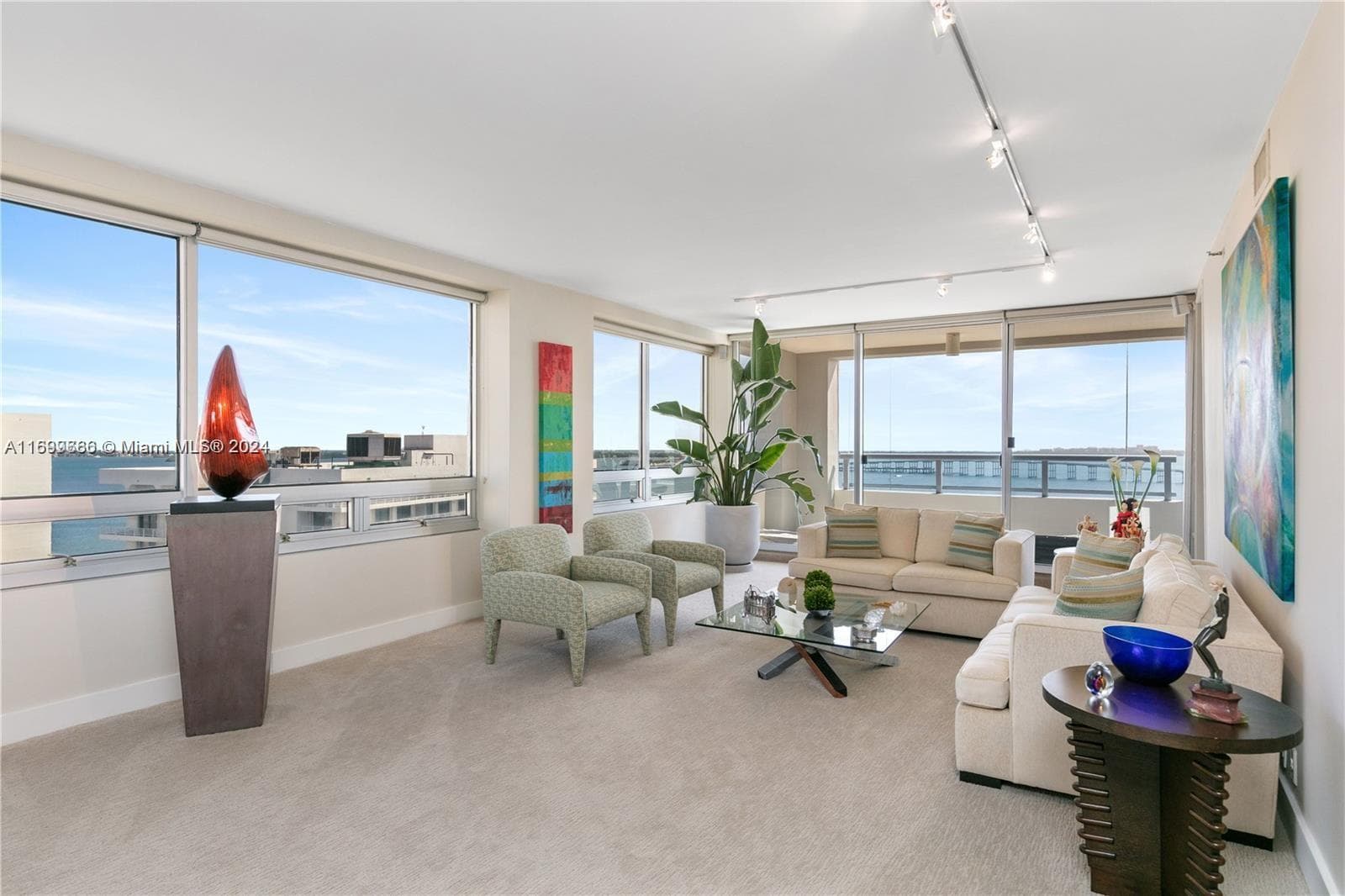 The Palace Unit C1805 condo rented at 1541 Brickell Ave # C1805, Miami FL 33129